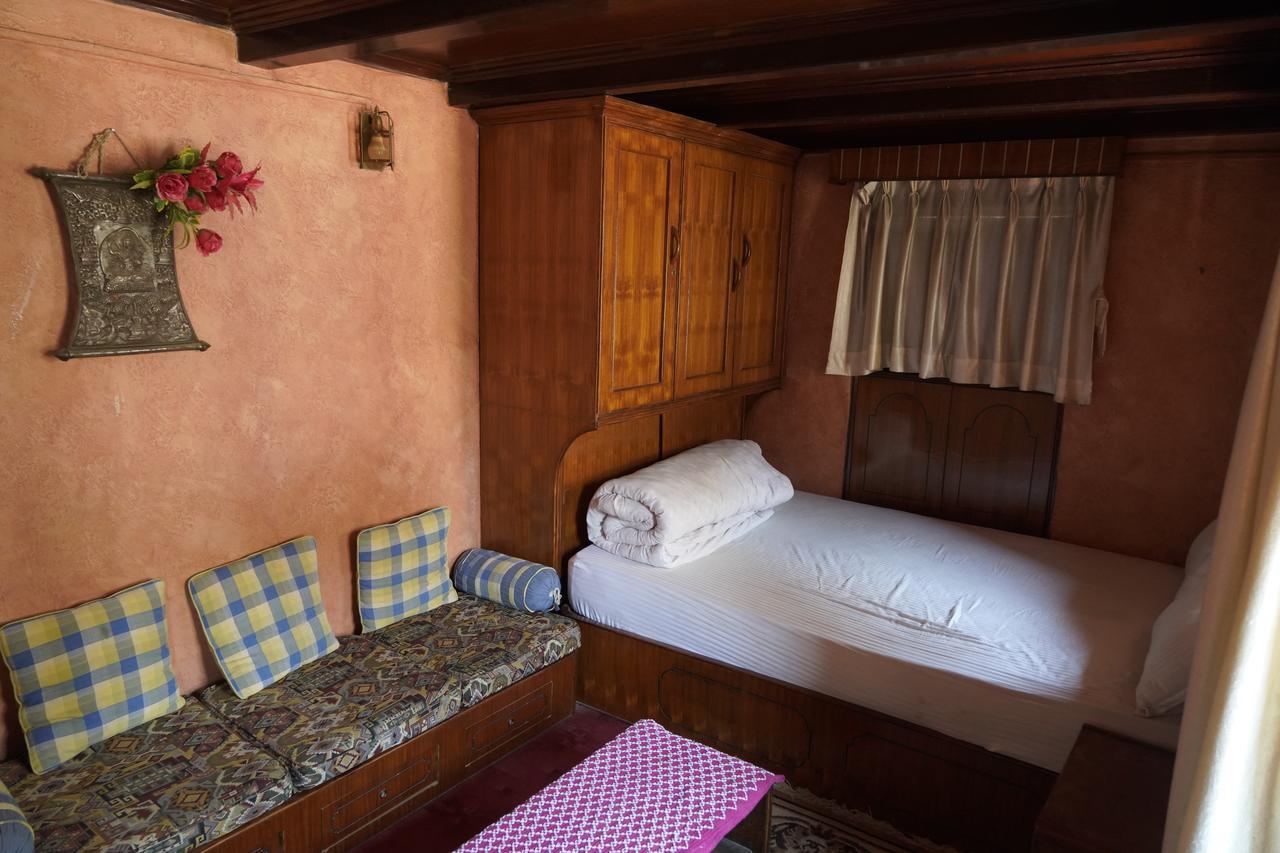 Moonlight Guest House Bhatgoan Esterno foto