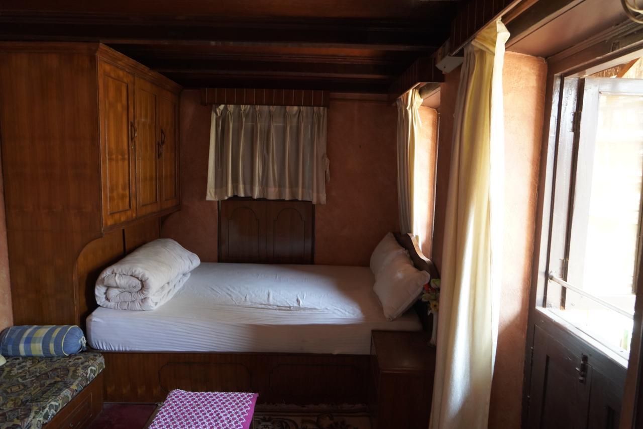 Moonlight Guest House Bhatgoan Esterno foto