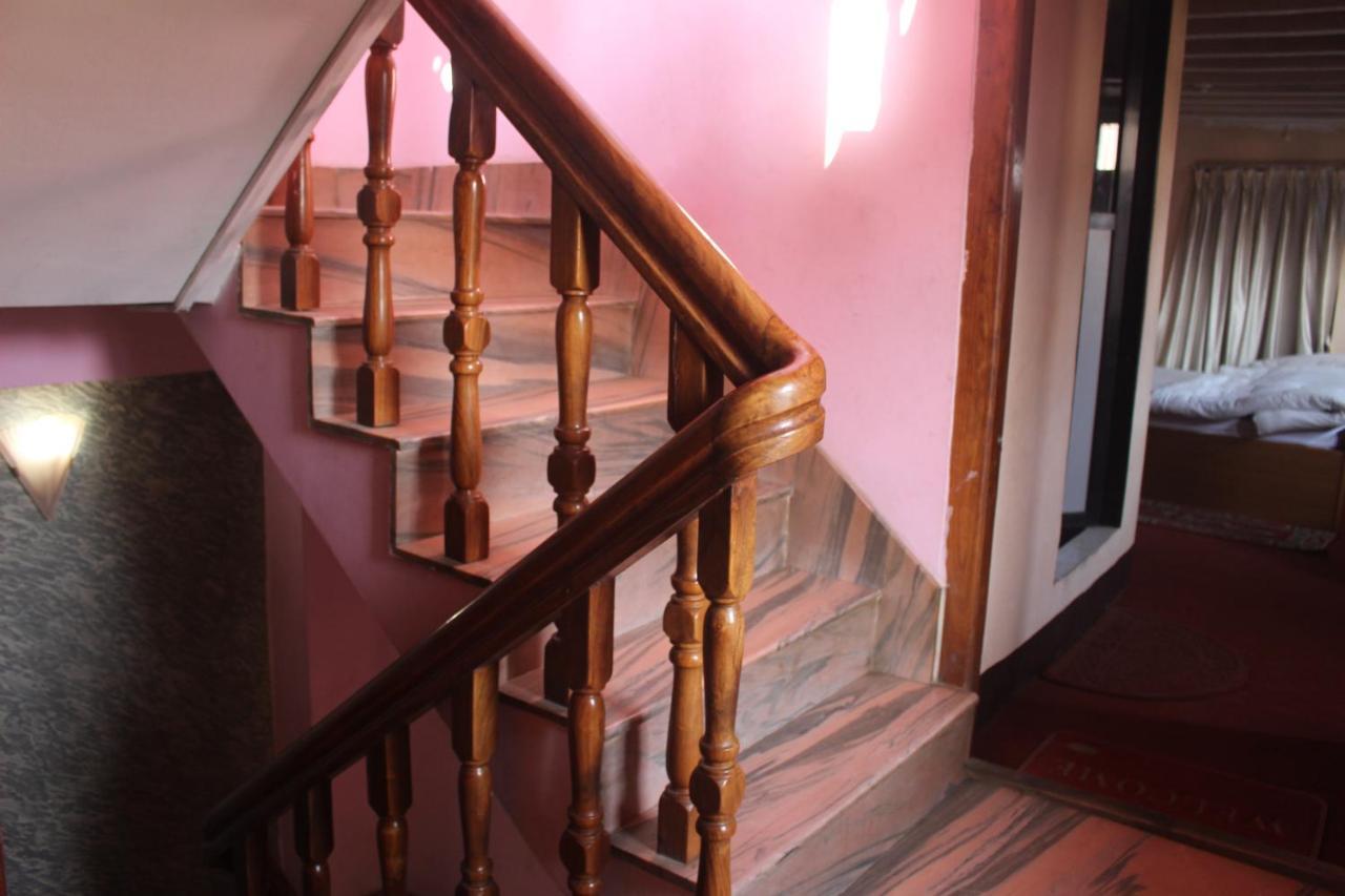 Moonlight Guest House Bhatgoan Esterno foto