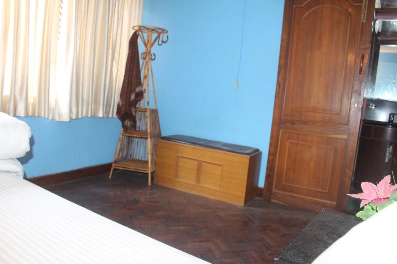 Moonlight Guest House Bhatgoan Esterno foto