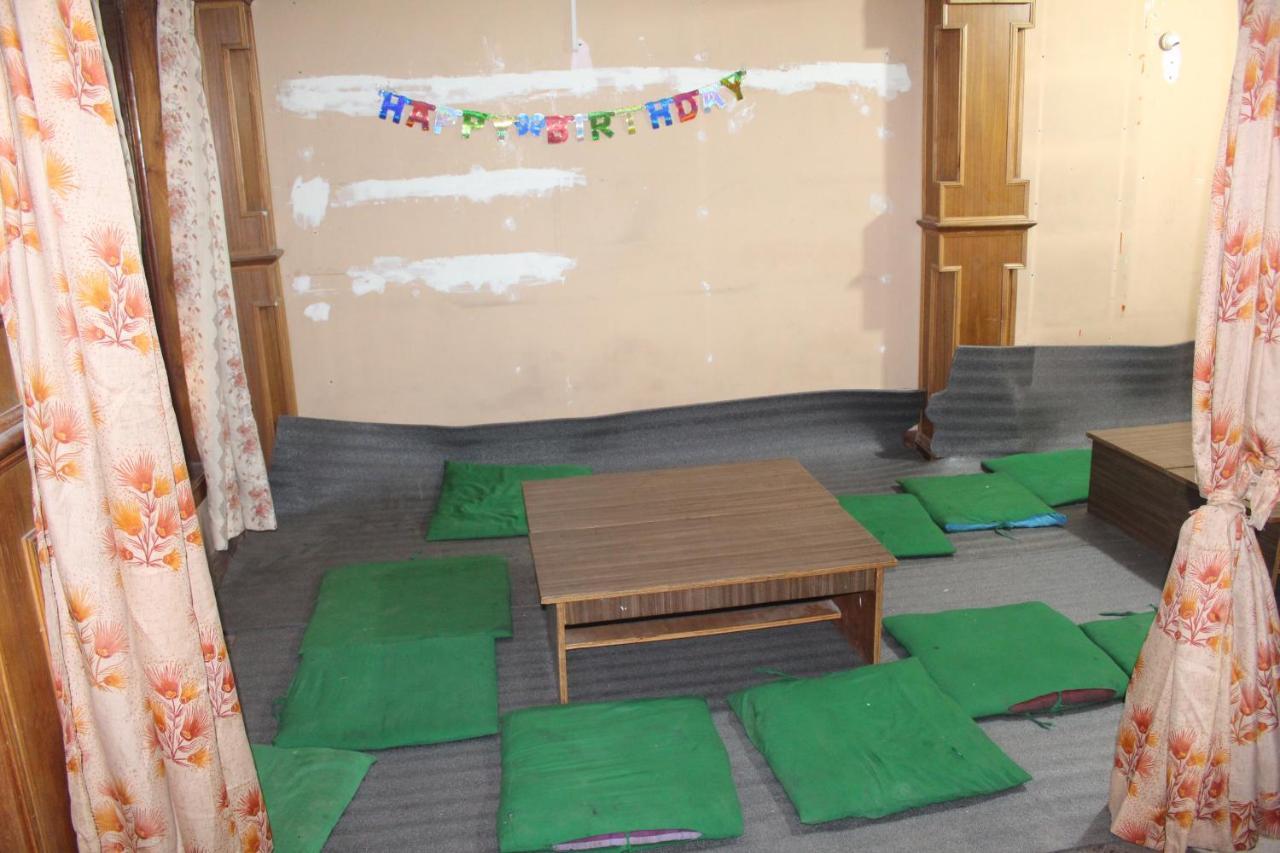 Moonlight Guest House Bhatgoan Esterno foto