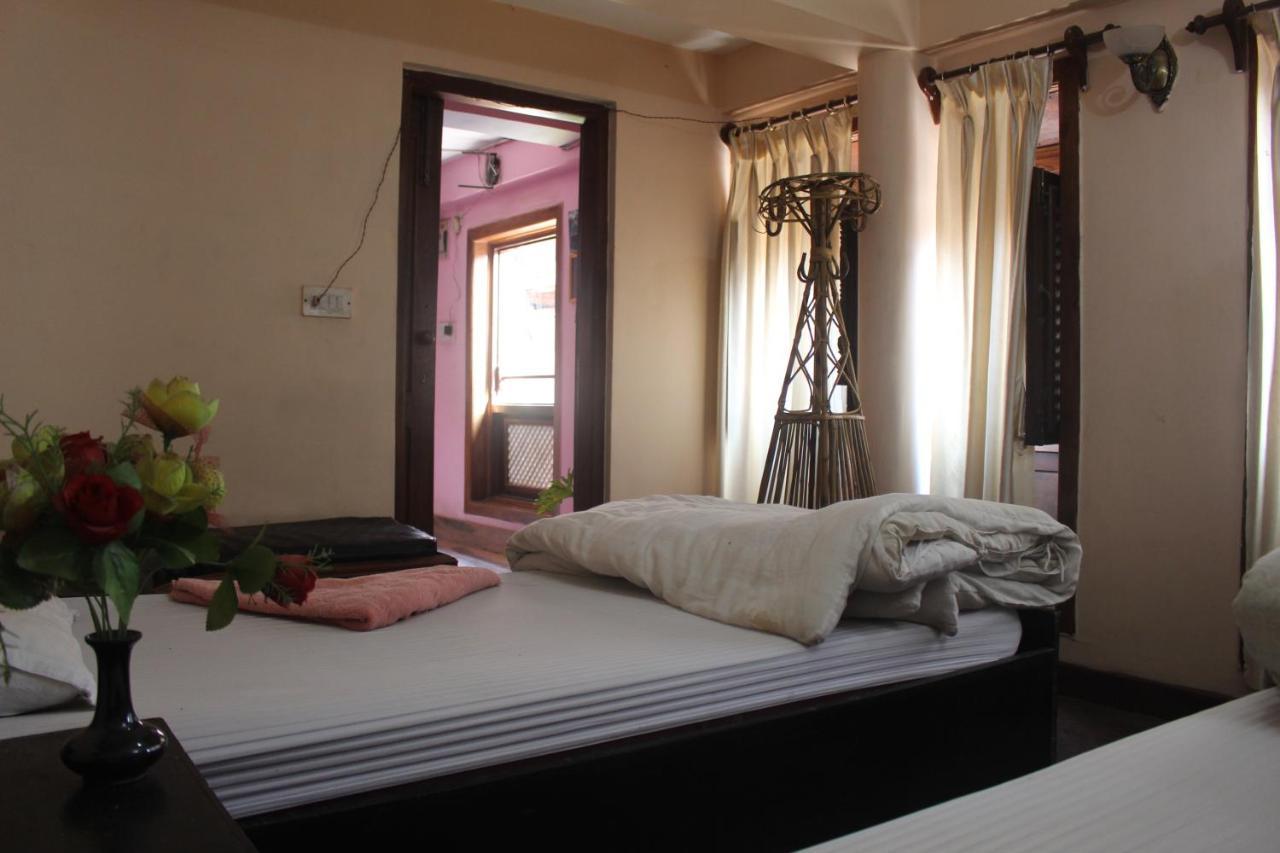 Moonlight Guest House Bhatgoan Esterno foto