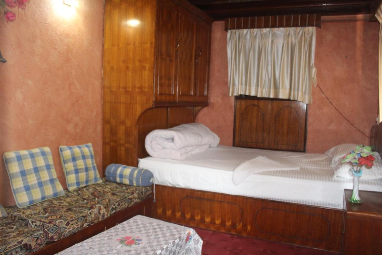 Moonlight Guest House Bhatgoan Esterno foto